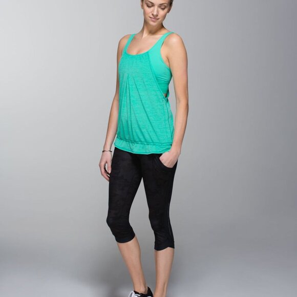 Lululemon Run Times Tank 6 - Picture 12 of 14